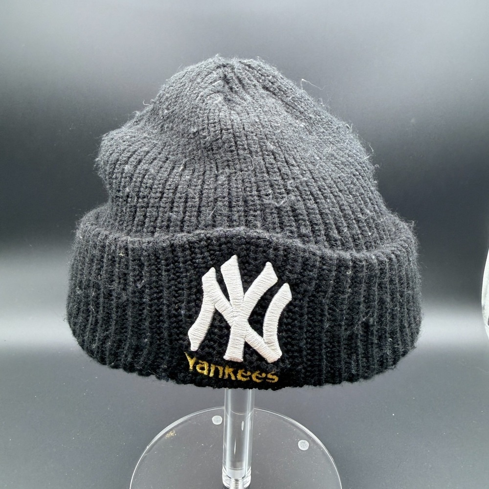 New Era New York Yankees MLB‎ Beanie Hat Unisex Black Logo Ribbed Knit Cuffed